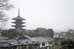 法観寺　八坂の塔　冬